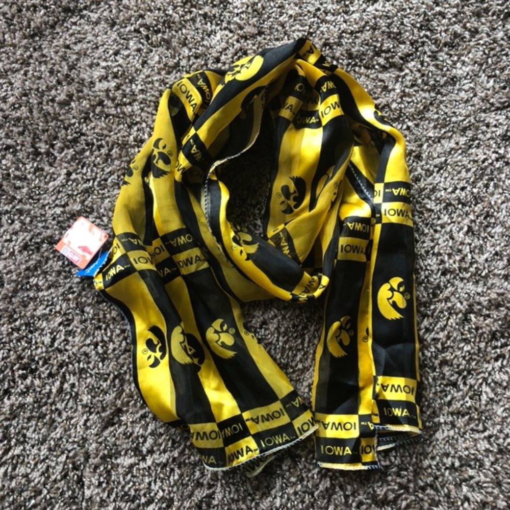 Iowa Hawkeye Scarf